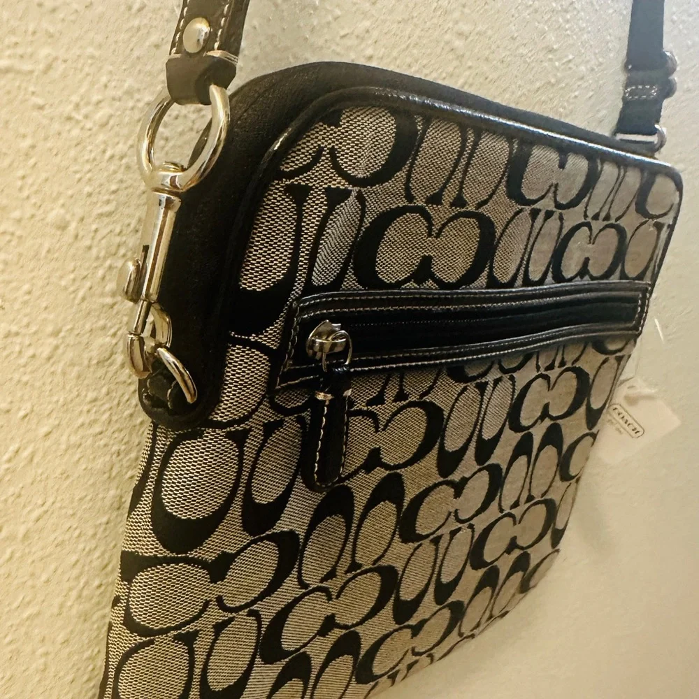 Coach Black and Gray Signature Tablet Crossbody Bag - Picture 4 of 5